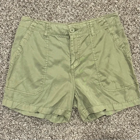 Social Standard by Sanctuary Casual Olive Women's Cargo Shorts - Picture 2 of 6